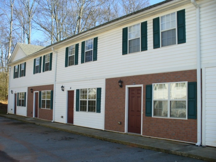 Wilson Mill Townhomes in Villa Rica, GA - Building Photo