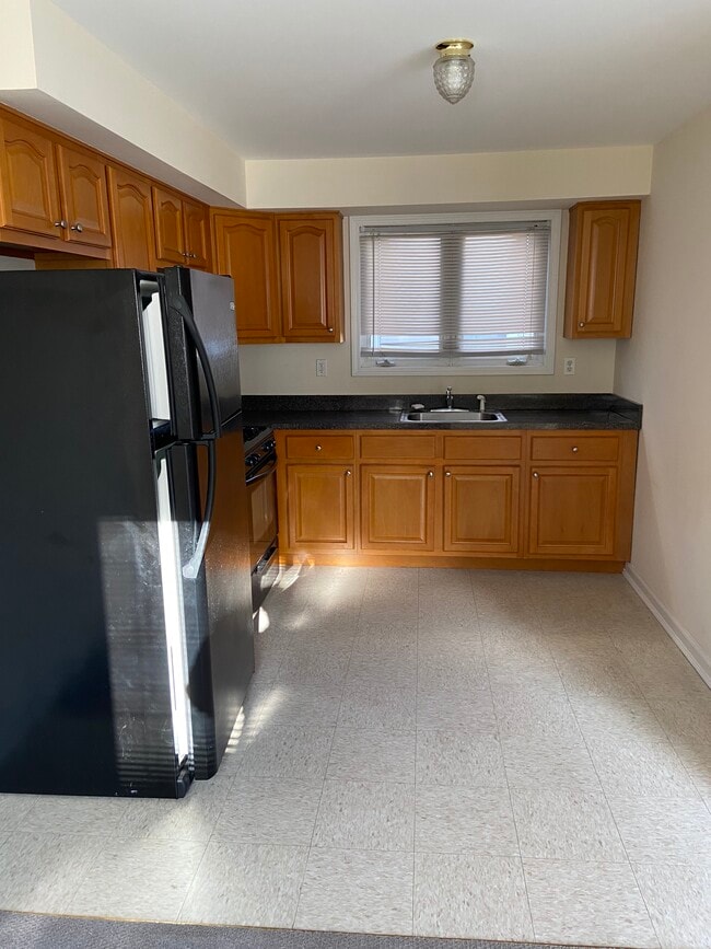 95 Cannon Ave, Unit apartment in Staten Island, NY - Building Photo - Building Photo