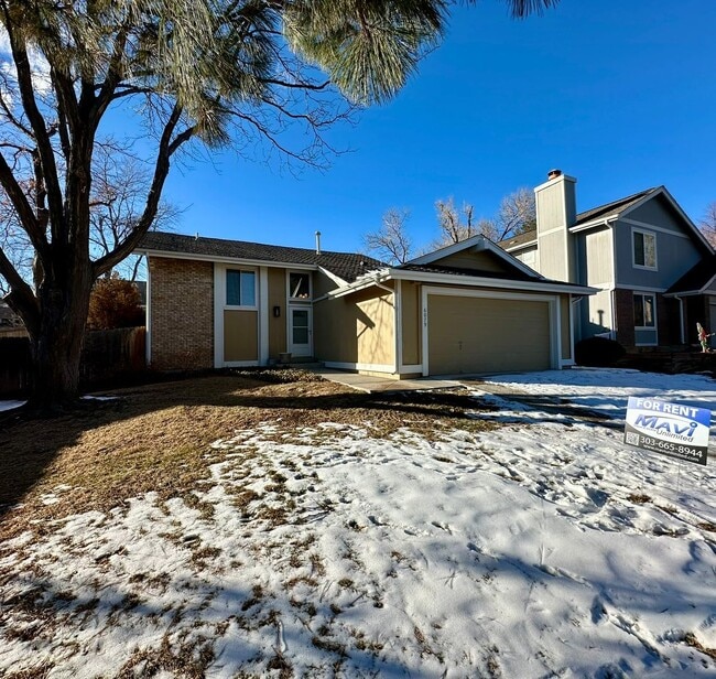 6079 S Kenton Way