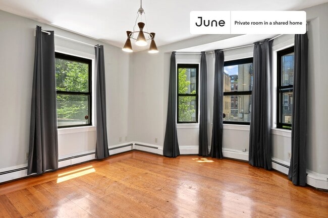 Room in Shared 4 bed/2 bath home in Boston, MA - Building Photo - Building Photo