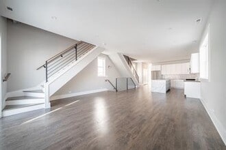 556 W 18th St in Chicago, IL - Building Photo - Building Photo