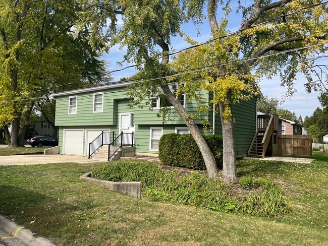 1517 Sherman Ave in Geneva, IL - Building Photo - Building Photo