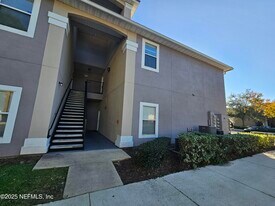 6051 Maggies Cir in Jacksonville, FL - Building Photo