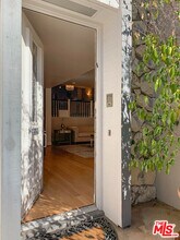 4804 La Villa Marina in Marina Del Rey, CA - Building Photo - Building Photo