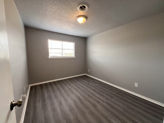 4607 Yorkshire Dr in Fort Smith, AR - Foto de edificio - Building Photo