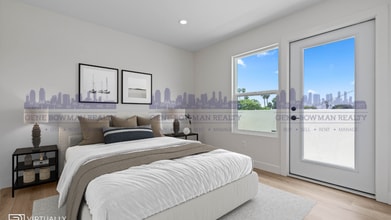 4951 Genesee Ave in San Diego, CA - Building Photo - Building Photo