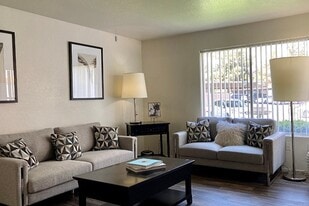 20 Fifty One in Las Vegas, NV - Building Photo