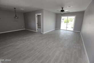 10631 W Salem Dr in Sun City, AZ - Building Photo - Building Photo