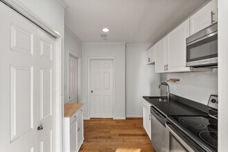 7 Burrill Pl in Boston, MA - Building Photo - Building Photo