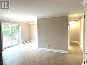 286 Vine St in St Catharines, ON - Building Photo - Building Photo