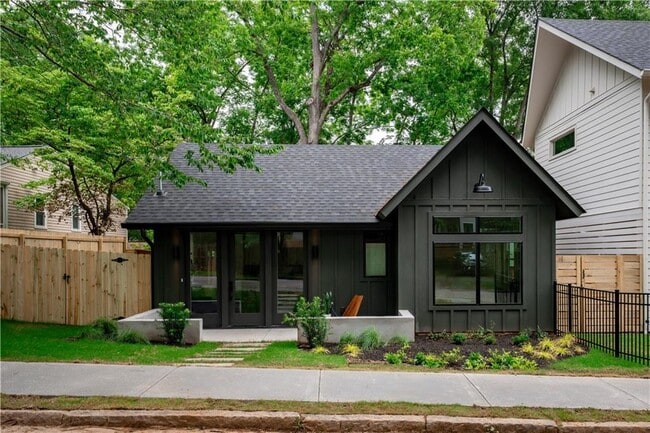 property at 1240 Colmer Ave SE
