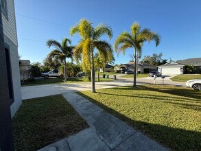 1925 SW Libra Ln in Port St. Lucie, FL - Building Photo - Building Photo