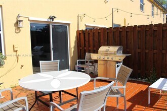9001 SW 227th St in Cutler Bay, FL - Building Photo - Building Photo