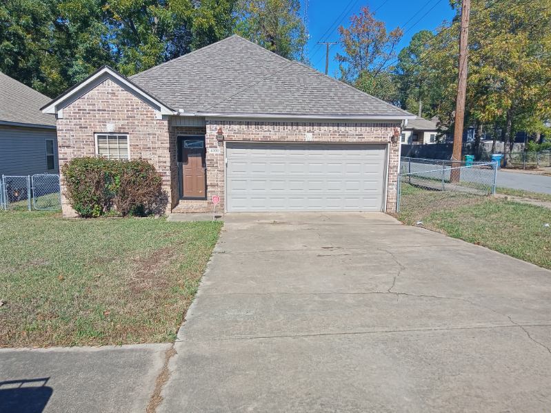 4100 W 11th St in Little Rock, AR - Building Photo