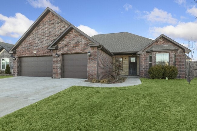 property at 2304 SW Chaddington Rd