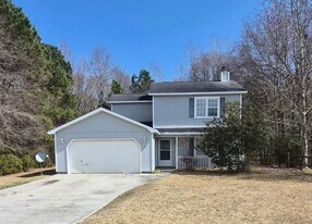 305 Rack Ln in Hubert, NC - Building Photo