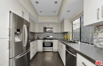 5340 Wilkinson Ave in Los Angeles, CA - Building Photo - Building Photo