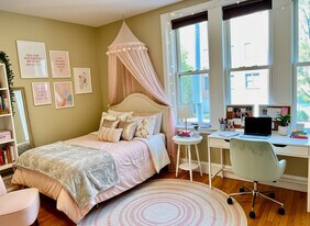 68 Egmont St, Unit 1 in Brookline, MA - Building Photo