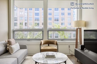 2 Leighton St in Cambridge, MA - Building Photo