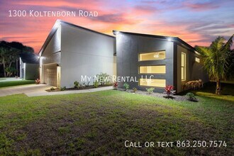 1300 Koltenborn Rd in North Port, FL - Foto de edificio - Building Photo