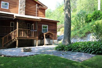 58 Deer Trail N in Greenwood Lake, NY - Building Photo - Building Photo