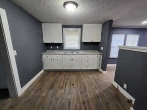 505 N Nichols St in Fort Worth, TX - Building Photo - Building Photo
