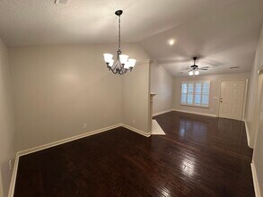 722 Hobbs Rd SE in Huntsville, AL - Building Photo - Building Photo