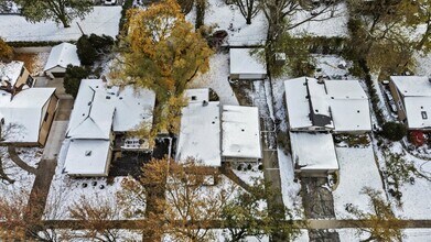 400 Locust Rd in Wilmette, IL - Building Photo - Building Photo
