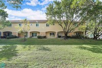 5734 Tuscany Terrace in Tamarac, FL - Building Photo - Building Photo