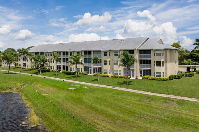 Village on Lake Augusta in Estero, FL - Building Photo - Building Photo