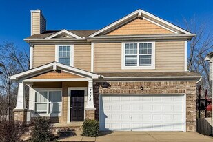 7233 Legacy Dr in Nashville, TN - Building Photo