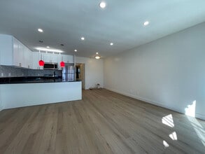 1021 Michigan Ave in Santa Monica, CA - Foto de edificio - Building Photo