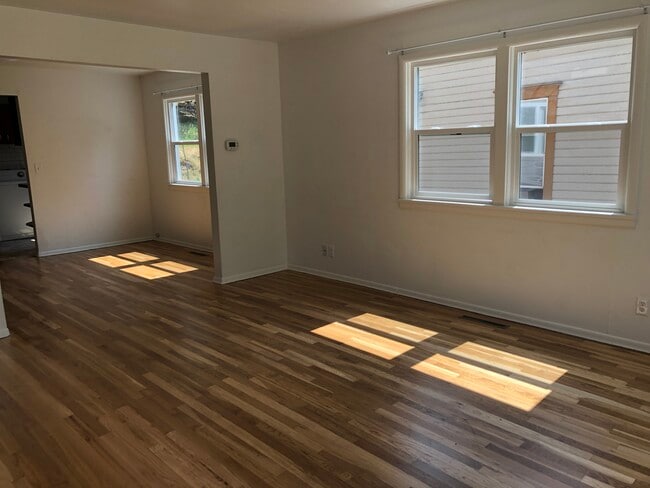 610 NE Gray Ln in Pullman, WA - Building Photo - Building Photo