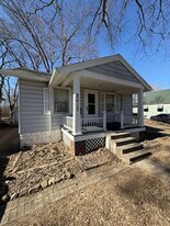 2017 N Graceland Ave in Decatur, IL - Building Photo