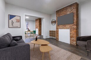 1107 Arlington Ave in Pittsburgh, PA - Building Photo