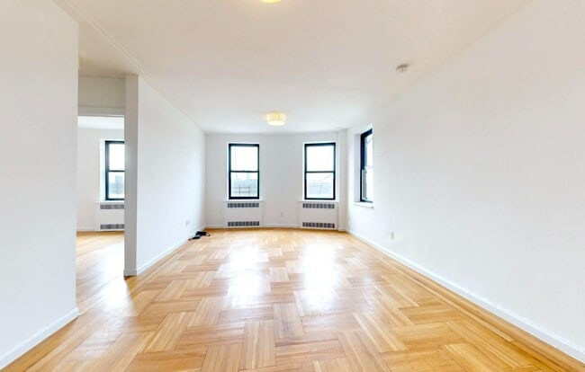 haven avenue in New York, NY - Building Photo - Building Photo