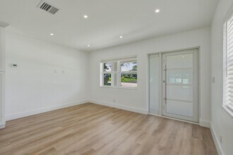 461 SW 1st St in Boca Raton, FL - Building Photo - Building Photo