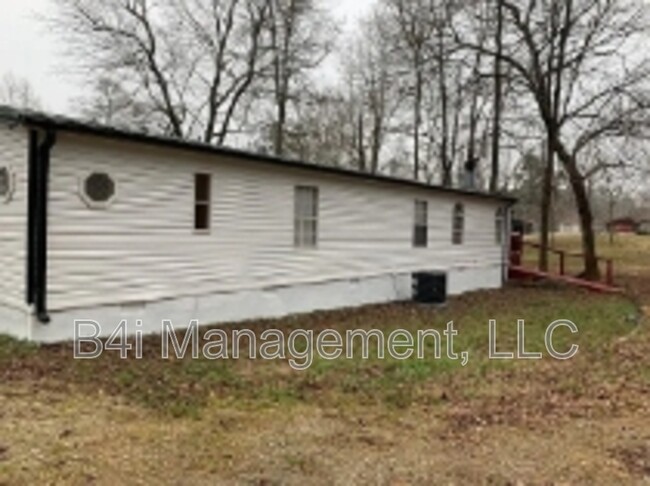 145 Springbrook Cir in Temple, GA - Foto de edificio - Building Photo