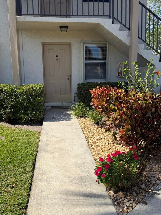 3051 SE Aster Ln in Stuart, FL - Building Photo