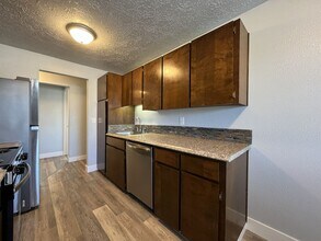 520 Depot St in Fairview, OR - Building Photo - Building Photo