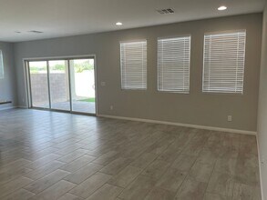 270 Cullerton St in Las Vegas, NV - Building Photo - Building Photo