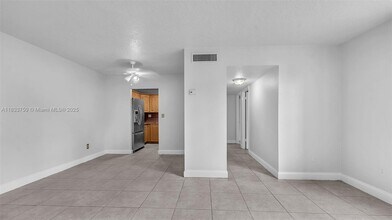 1825 W 56th St in Hialeah, FL - Building Photo - Building Photo