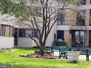 2628 Welsh Rd in Philadelphia, PA - Building Photo - Building Photo