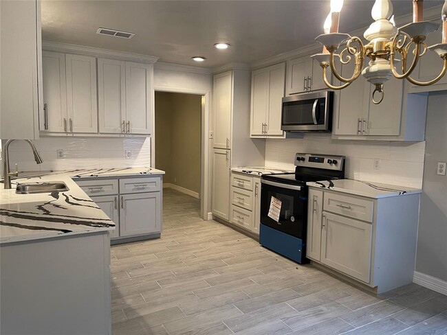 property at 5131 Indigo St
