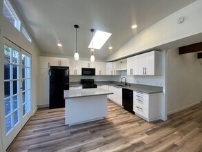 7082 Amherst St in San Diego, CA - Building Photo - Building Photo