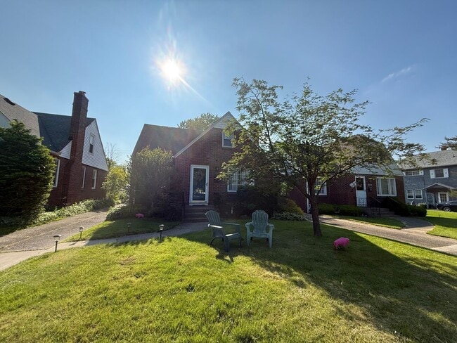 property at 226 Capen Blvd