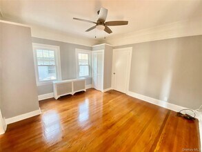 53 Madeleine Ave-Unit -1 in New Rochelle, NY - Building Photo - Building Photo