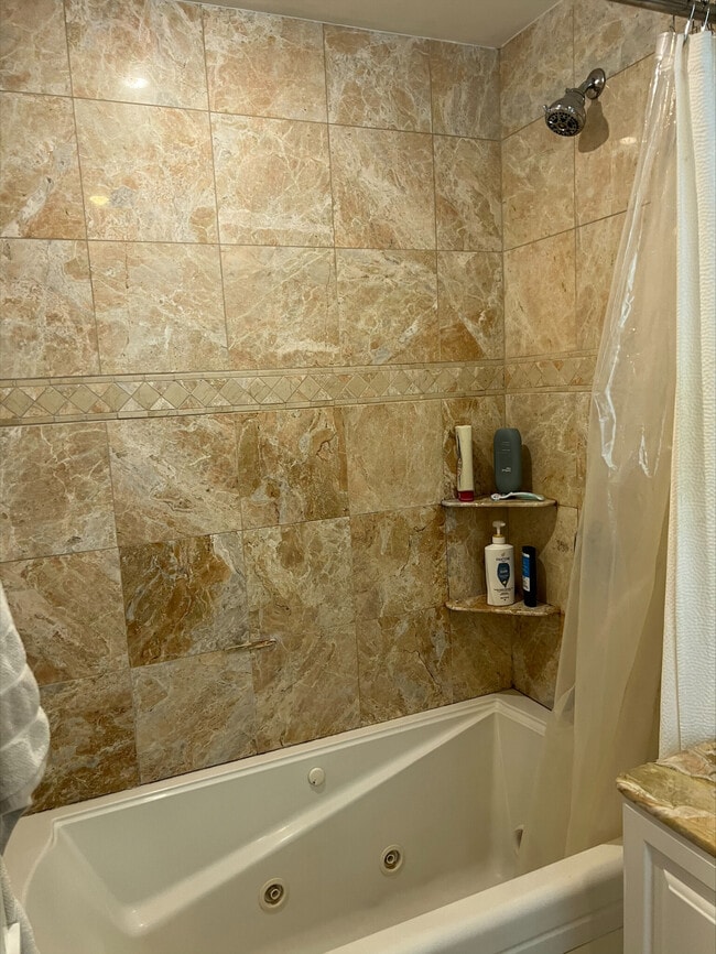 34 Greenwich Park, Unit #2 in Boston, MA - Building Photo - Building Photo