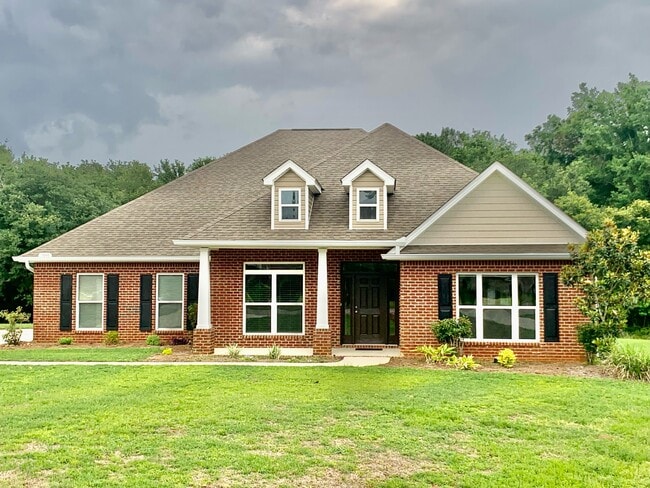 property at 9040 Lakeview Dr