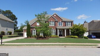 4071 Copper Creek Way NE in Buford, GA - Building Photo